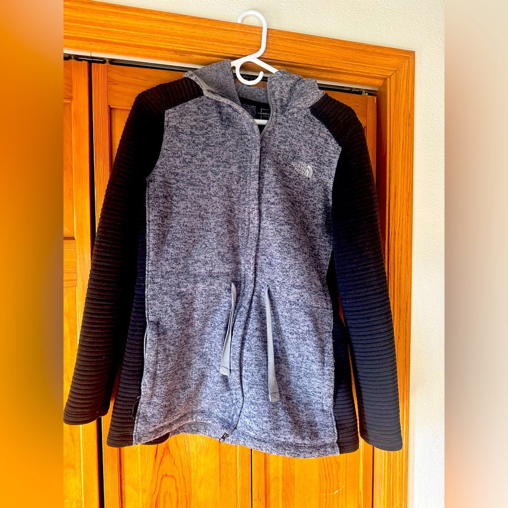 Women’s North Face lightweight jacket